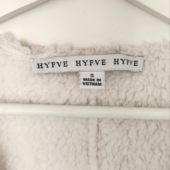 HYFVE  sherpa coat vest pink and white size S - Picture 3 of 8